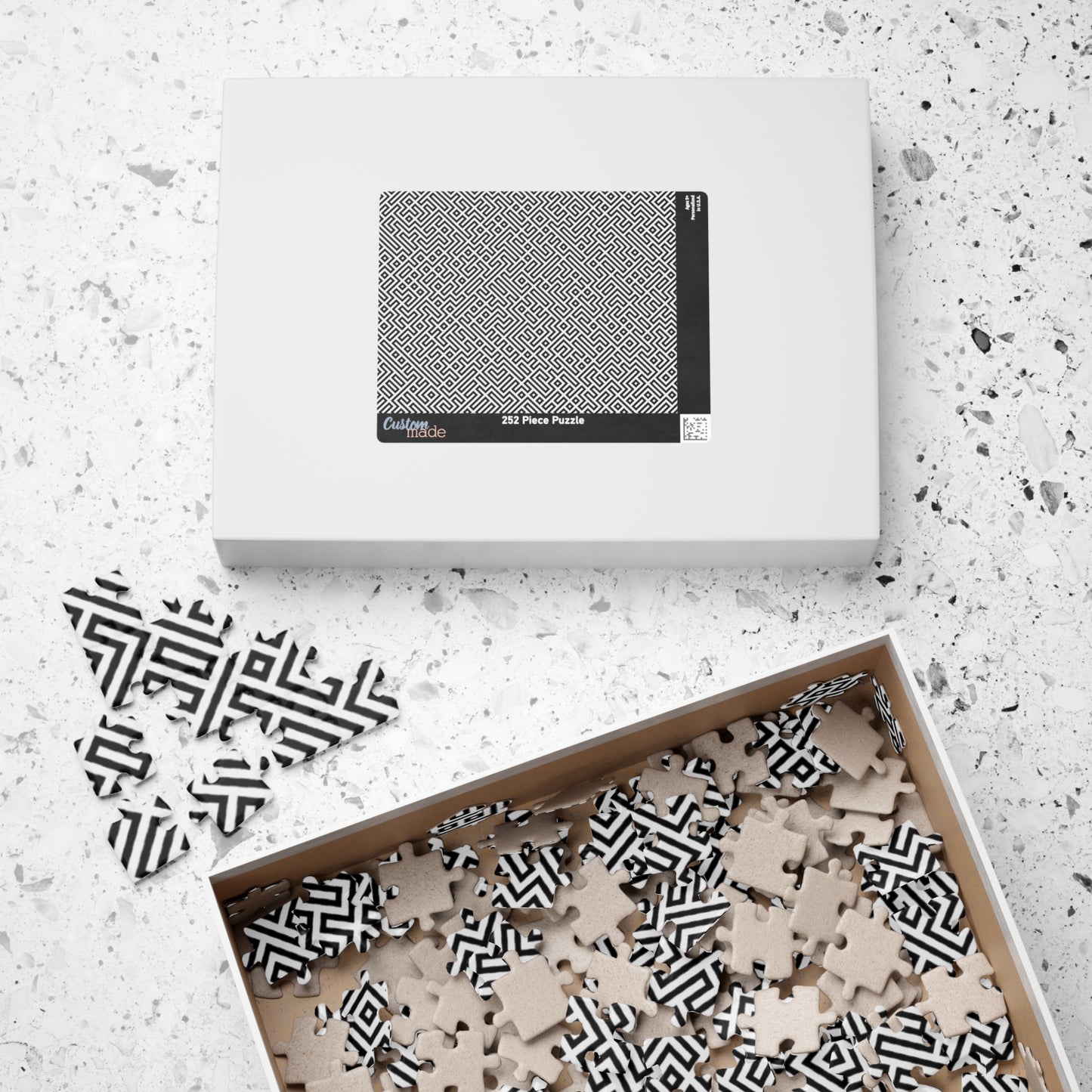 Geometric Maze Pattern Puzzle — Challenging Black & White Jigsaw (110–1014 pcs)